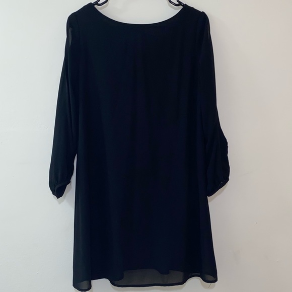 LuLus Dress - Picture 2 of 3